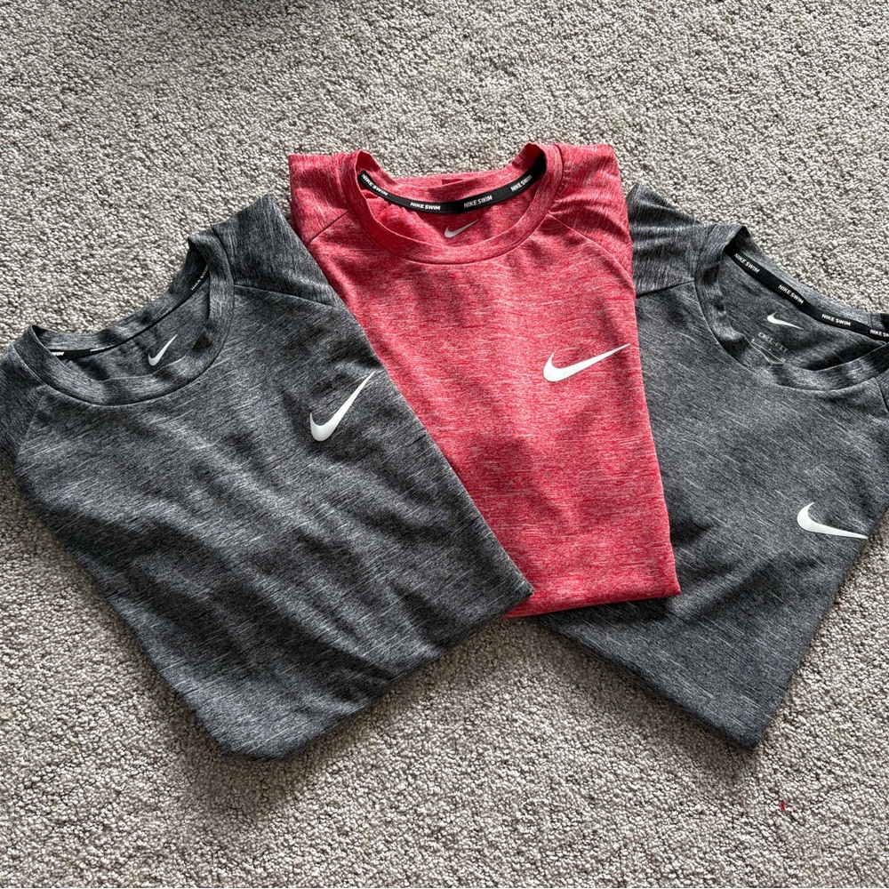 Nike Red and Gray Long Sleeve Tees Performance Fabric